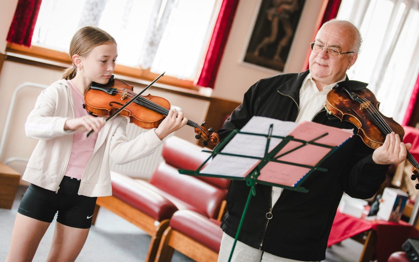 Mezinárodní letní kurzy prof. Otakara Ševčíka pro mladé houslisty